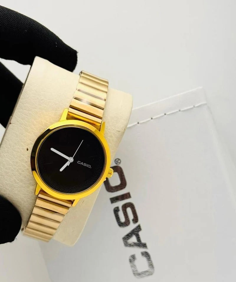 Women’s Analog Wrist Watch